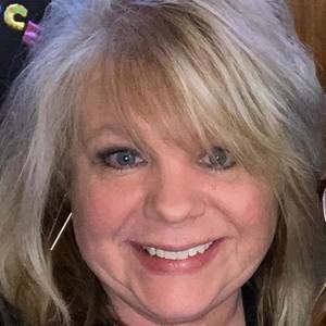 Meet your Posher, Lynn